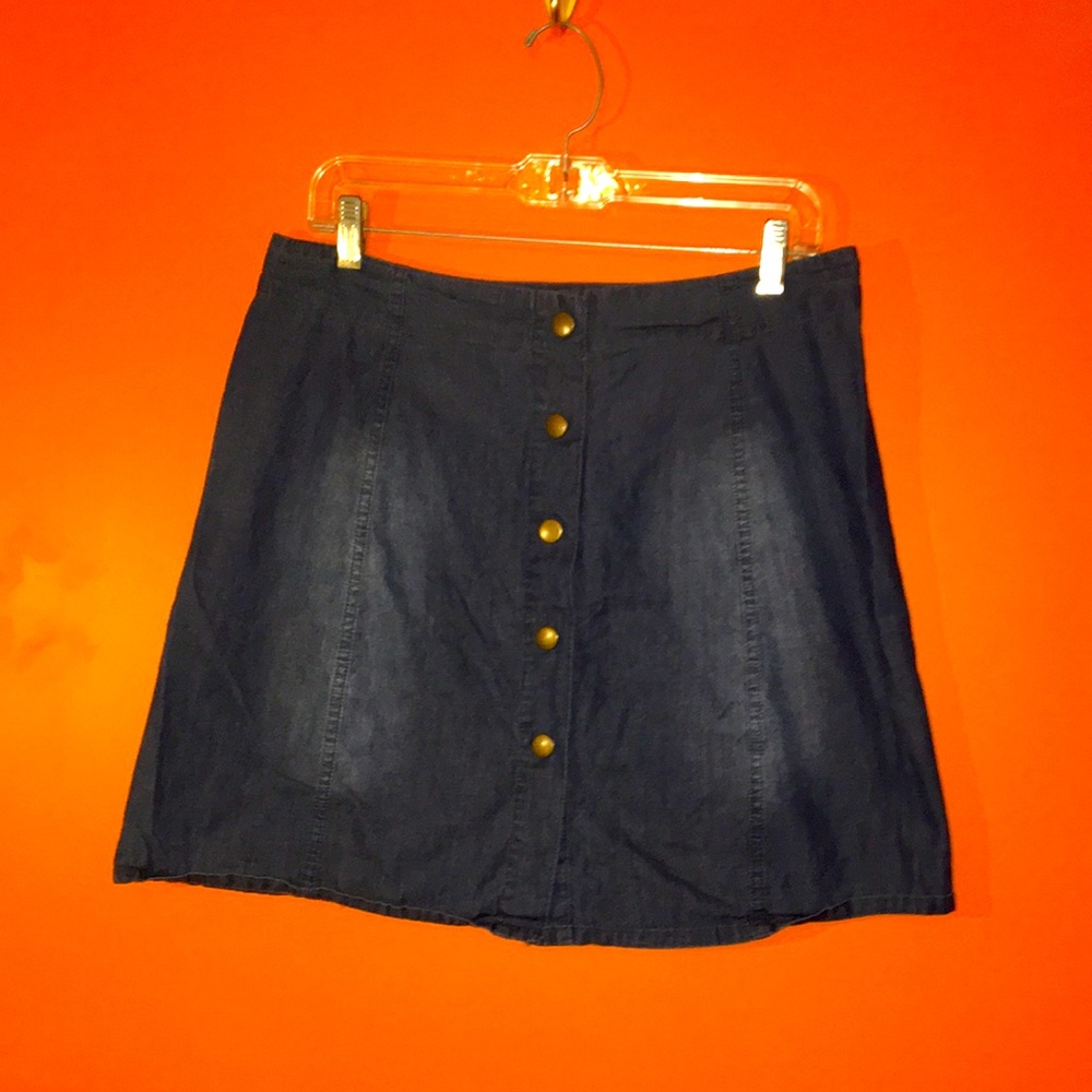 Dark Blue Denim Versatile Casual Button-Up Skirt Juniors Large 100% Cotton